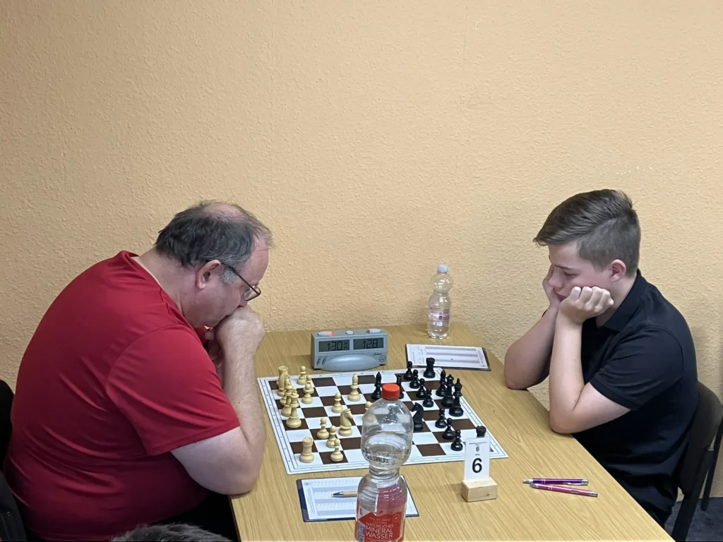Lutz und Paul im direkten Duell bei der Offenen Vereinsmeisterschaft 2026/2027 in Meuselwitz